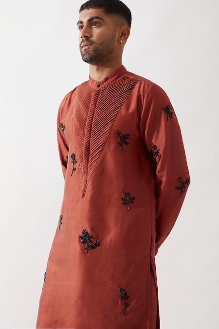 Shop Son Of A Noble Snob Maroon Silk Beads, Embroidery Dupion Kurta Set Shop_Son Of A Noble Snob_Maroon Silk Beads, Embroidery Dupion Kurta Set