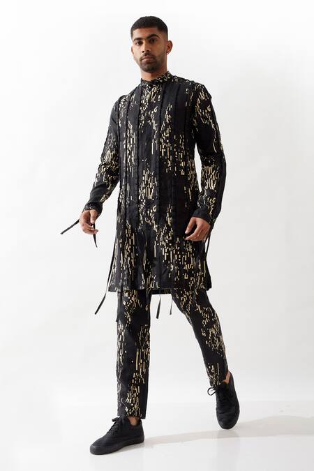 Shop_Son Of A Noble Snob_Black Linen Slim Fit Printed Kurta Set _Online_at_Aza_Fashions