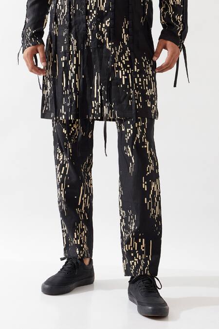 Son Of A Noble Snob_Black Linen Slim Fit Printed Kurta Set _at_Aza_Fashions