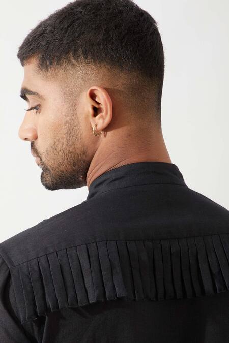 Buy Son Of A Noble Snob Black Linen Basket Weave Kurta Set Online at Aza Fashions Buy_Son Of A Noble Snob_Black Linen Basket Weave Kurta Set _Online_at_Aza_Fashions