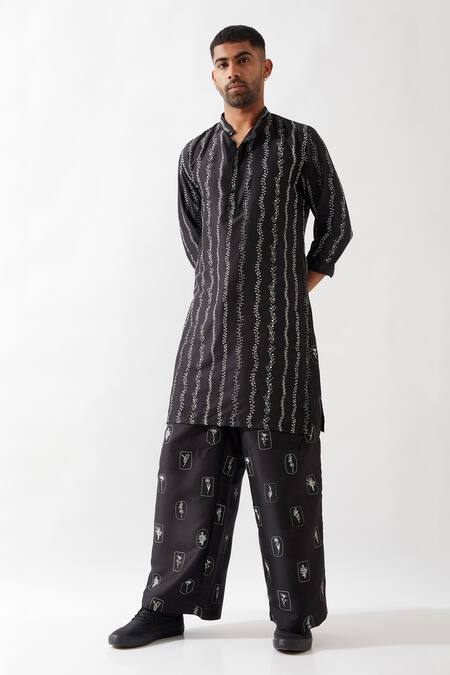 Son Of A Noble Snob Black Silk Irvin Vine Kurta Set Online at Aza Fashions Son Of A Noble Snob_Black Silk Irvin Vine Kurta Set _Online_at_Aza_Fashions