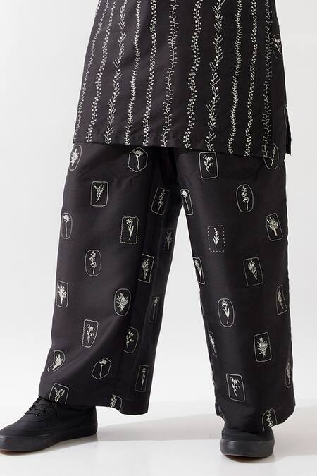 Buy Son Of A Noble Snob Black Silk Irvin Vine Kurta Set Online at Aza Fashions Buy_Son Of A Noble Snob_Black Silk Irvin Vine Kurta Set _Online_at_Aza_Fashions