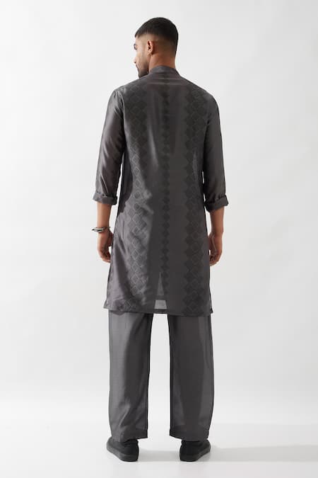 Shop Son Of A Noble Snob Gray Chanderi Silk Printed Kurta Set at Aza Fashions Shop_Son Of A Noble Snob_Gray Chanderi Silk Printed Kurta Set _at_Aza_Fashions