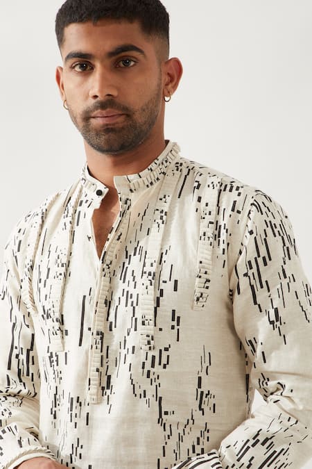 Shop_Son Of A Noble Snob_Ivory Linen Printed Slim Fit Kurta Set _Online_at_Aza_Fashions