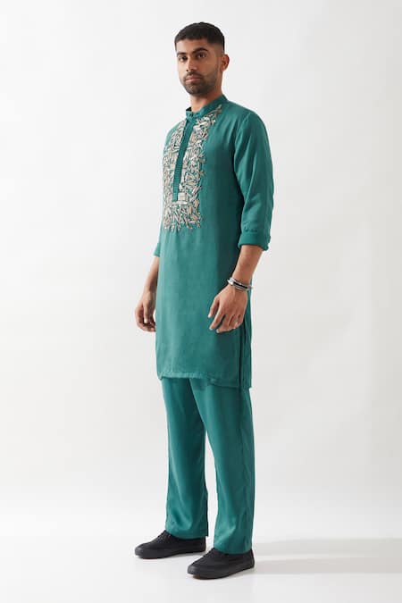 Buy_Son Of A Noble Snob_Emerald Green Tencel, Satin Cut Work Embroidered Kurta Set _Online_at_Aza_Fashions