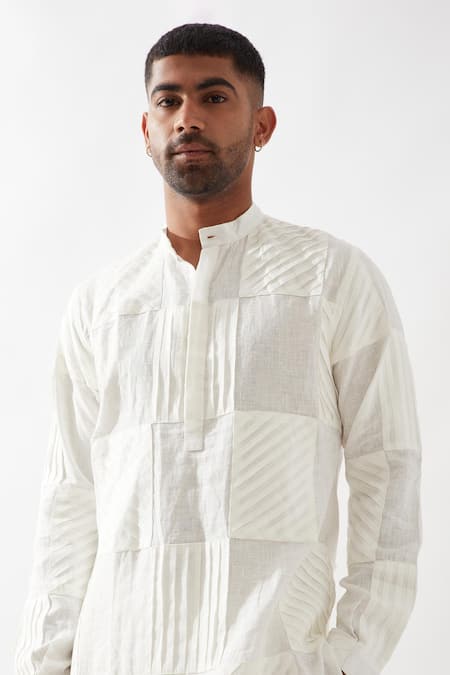 Son Of A Noble Snob White Linen Solid Kurta Set Online at Aza Fashions Son Of A Noble Snob_White Linen Solid Kurta Set _Online_at_Aza_Fashions