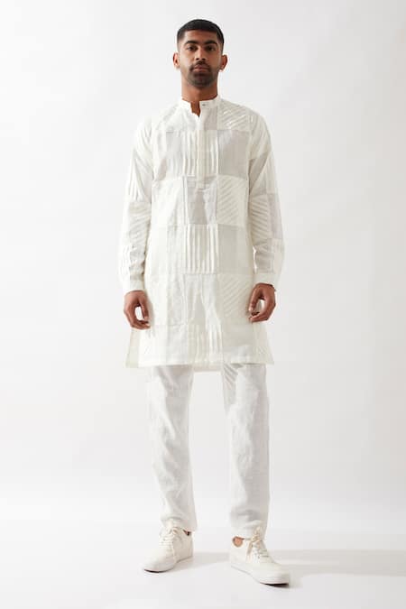 Son of A Noble Snob White Solid Linen Kurta Set 