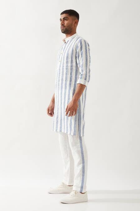 Buy Son Of A Noble Snob White Linen Blake Catkin Printed Kurta Set Online at Aza Fashions Buy_Son Of A Noble Snob_White Linen Blake Catkin Printed Kurta Set _Online_at_Aza_Fashions