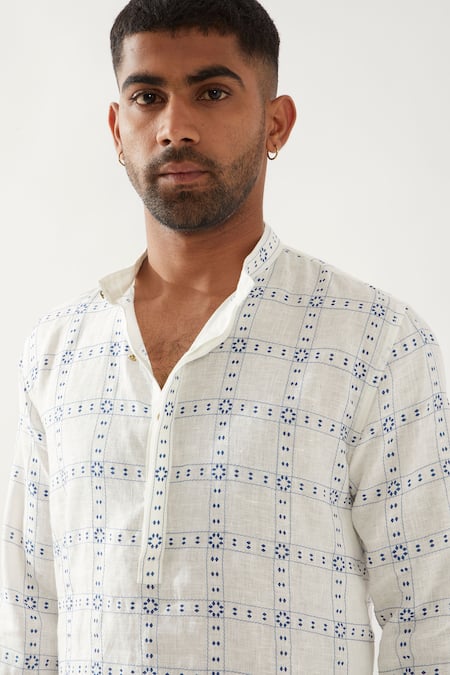 Son Of A Noble Snob White Linen Printed Slim Fit Kurta Set Online at Aza Fashions Son Of A Noble Snob_White Linen Printed Slim Fit Kurta Set _Online_at_Aza_Fashions