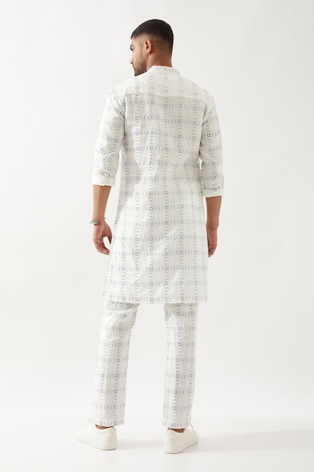 Shop Son Of A Noble Snob White Linen Printed Slim Fit Kurta Set at Aza Fashions Shop_Son Of A Noble Snob_White Linen Printed Slim Fit Kurta Set _at_Aza_Fashions