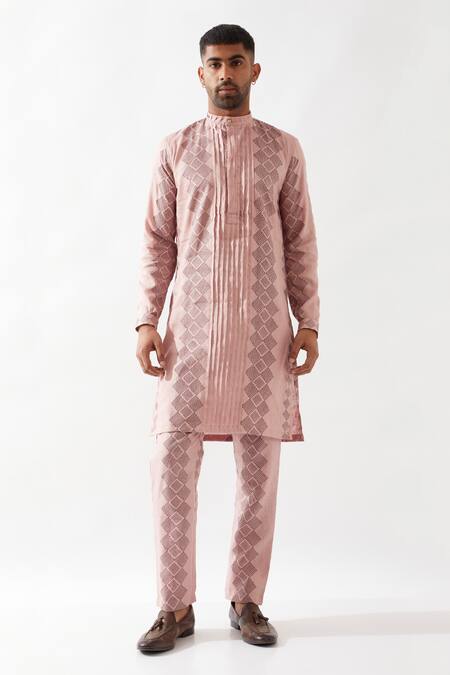 Buy Son Of A Noble Snob Pink Linen Printed Slim Fit Kurta Set Online at Aza Fashions Buy_Son Of A Noble Snob_Pink Linen Printed Slim Fit Kurta Set _Online_at_Aza_Fashions