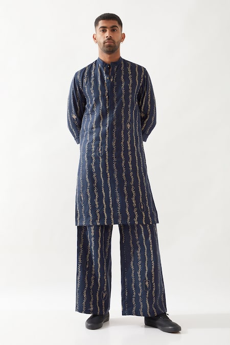 Son Of A Noble Snob Navy Linen Printed Kurta And Trouser Set at Aza Fashions Son Of A Noble Snob_Navy Linen Printed Kurta And Trouser Set _at_Aza_Fashions