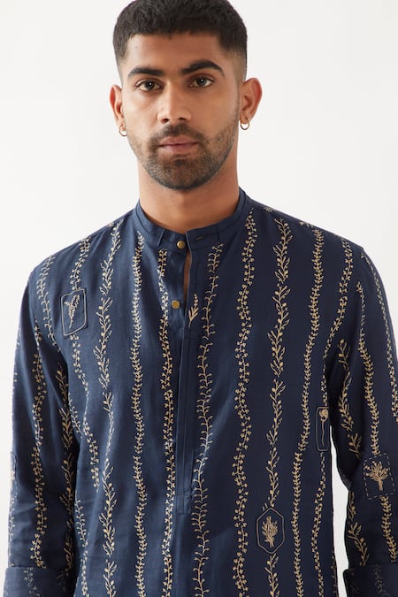 Shop Son Of A Noble Snob Navy Linen Printed Kurta And Trouser Set Shop_Son Of A Noble Snob_Navy Linen Printed Kurta And Trouser Set