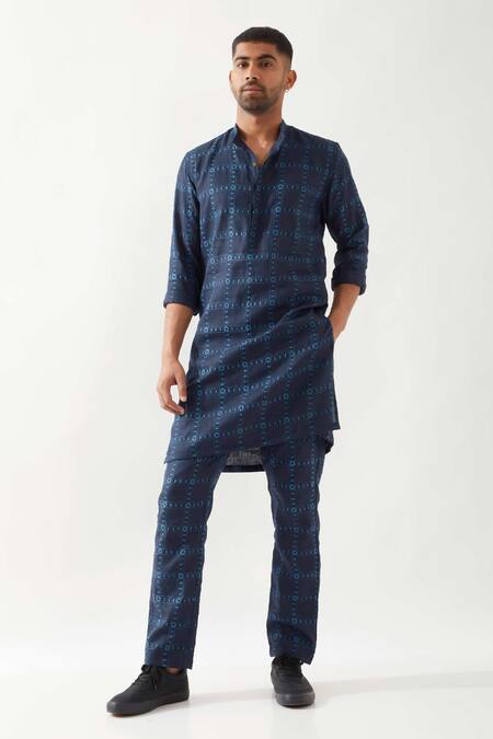 Son Of A Noble Snob_Navy Linen Printed Slim Fit Kurta Set _Online_at_Aza_Fashions