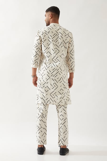 Shop Son Of A Noble Snob Ivory Linen Applique Printed Slim Fit Kurta Set at Aza Fashions Shop_Son Of A Noble Snob_Ivory Linen Applique Printed Slim Fit Kurta Set _at_Aza_Fashions