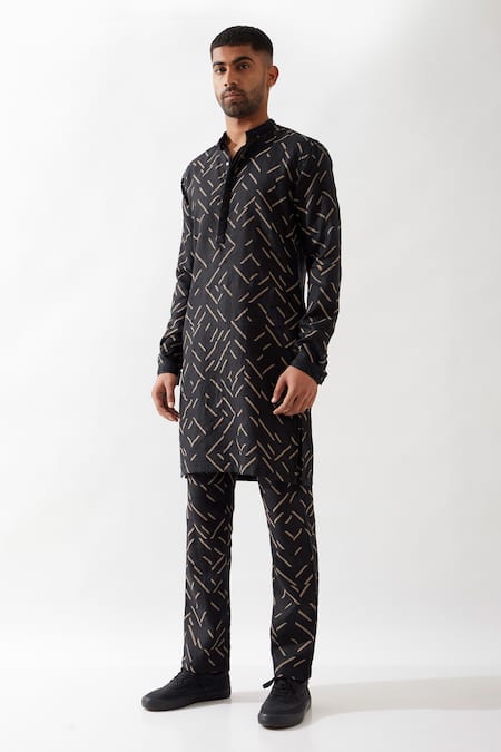 Buy Son Of A Noble Snob Black Linen Applique Printed Slim Fit Kurta Set Online at Aza Fashions Buy_Son Of A Noble Snob_Black Linen Applique Printed Slim Fit Kurta Set _Online_at_Aza_Fashions