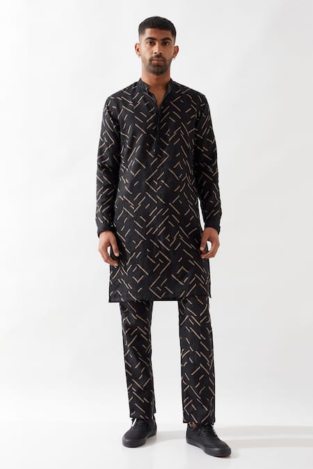 Son of A Noble Snob Black Linen Applique Printed Slim Fit Kurta Set 