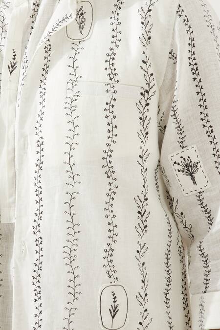 Buy Son Of A Noble Snob White Linen Madox Vine Printed Bundi Online at Aza Fashions Buy_Son Of A Noble Snob_White Linen Madox Vine Printed Bundi _Online_at_Aza_Fashions