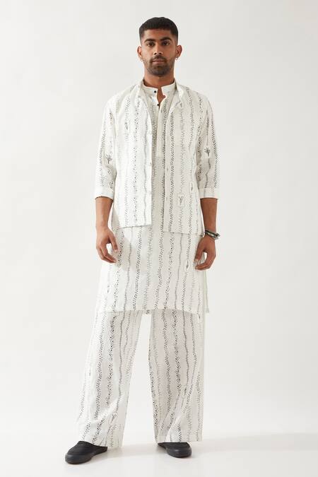 Buy Son Of A Noble Snob White Linen Madox Vine Printed Bundi Buy_Son Of A Noble Snob_White Linen Madox Vine Printed Bundi