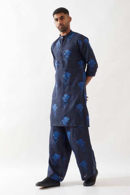 Shop_Son Of A Noble Snob_Navy Linen Embroidery Printed Slim Fit Kurta _Online_at_Aza_Fashions