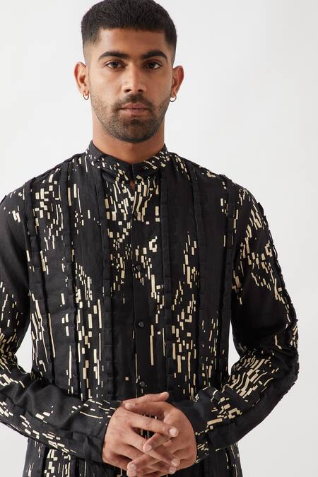 Shop Son Of A Noble Snob Black Linen Slim Fit Printed Kurta Shop_Son Of A Noble Snob_Black Linen Slim Fit Printed Kurta
