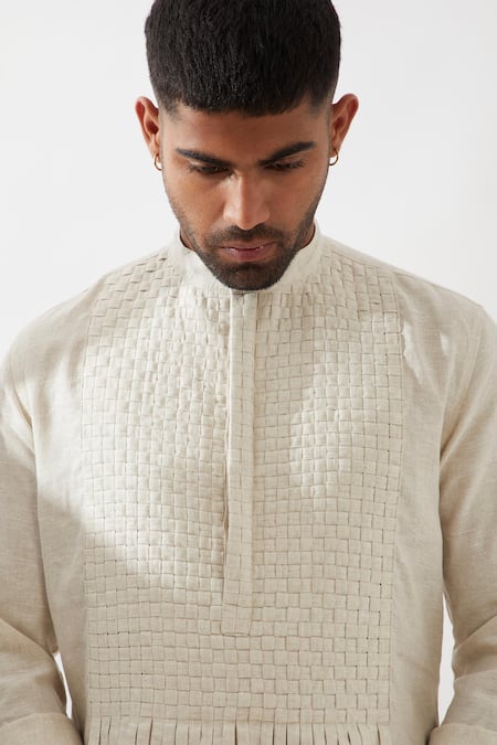 Buy_Son Of A Noble Snob_Ivory Linen Basket Weave Kurta 