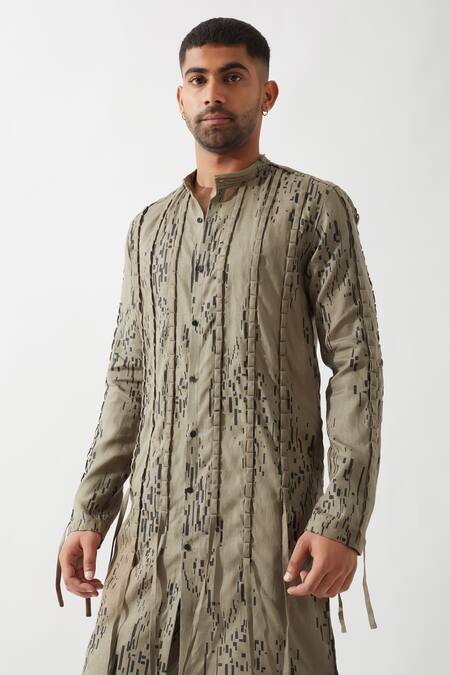 Shop Son Of A Noble Snob Olive Green Linen Slim Fit Printed Kurta Online at Aza Fashions Shop_Son Of A Noble Snob_Olive Green Linen Slim Fit Printed Kurta _Online_at_Aza_Fashions