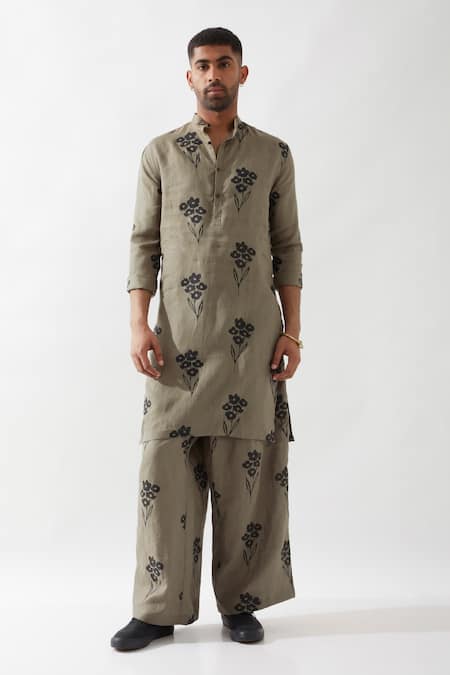 Buy Son Of A Noble Snob Olive Green Linen Printed Slim Fit Kurta Online at Aza Fashions Buy_Son Of A Noble Snob_Olive Green Linen Printed Slim Fit Kurta _Online_at_Aza_Fashions