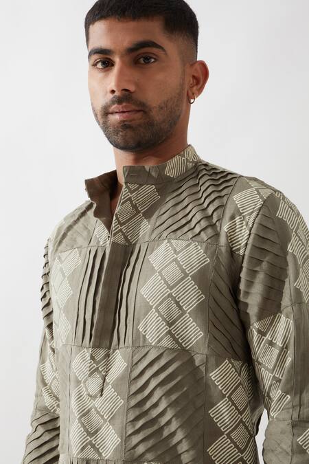 Shop Son Of A Noble Snob Olive Green Linen Slim Fit Printed Kurta Shop_Son Of A Noble Snob_Olive Green Linen Slim Fit Printed Kurta