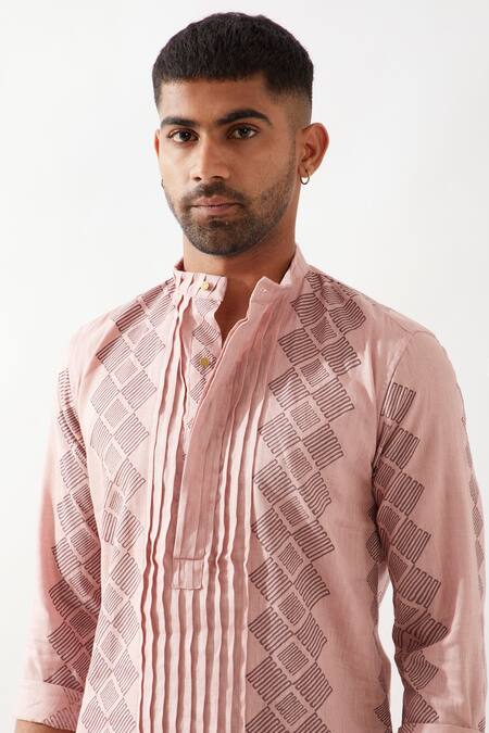 Son Of A Noble Snob Pink Linen Slim Fit Printed Kurta at Aza Fashions Son Of A Noble Snob_Pink Linen Slim Fit Printed Kurta _at_Aza_Fashions