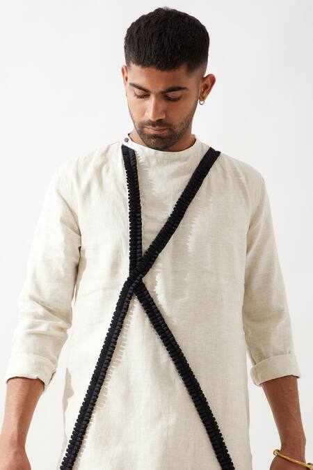 Buy Son Of A Noble Snob Ivory Linen Slim Fit Walter Kurta Online at Aza Fashions Buy_Son Of A Noble Snob_Ivory Linen Slim Fit Walter Kurta _Online_at_Aza_Fashions