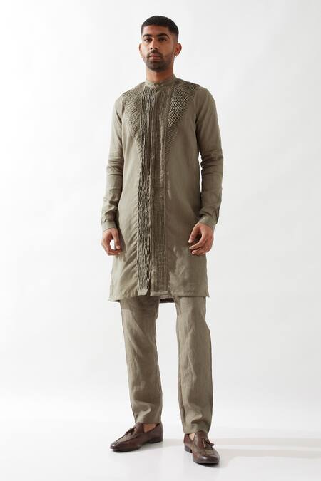 Shop_Son Of A Noble Snob_Olive Green Linen Slim Fit Pleated Kurta _Online_at_Aza_Fashions