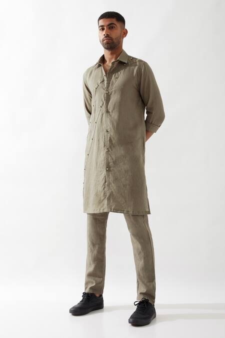 Son Of A Noble Snob Olive Green Linen Slim Fit Harison Kurta Online at Aza Fashions Son Of A Noble Snob_Olive Green Linen Slim Fit Harison Kurta _Online_at_Aza_Fashions