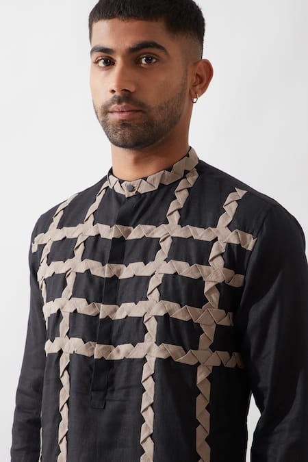 Shop Son Of A Noble Snob Black Linen Caterpillar Texture Kurta Online at Aza Fashions Shop_Son Of A Noble Snob_Black Linen Caterpillar Texture Kurta _Online_at_Aza_Fashions
