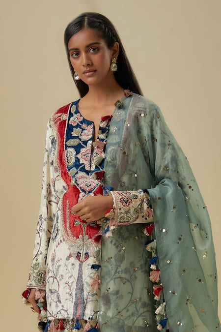 Buy_Payal Singhal_Cream Velvet Sequins, Embroidery Split V-neck Designer Kurta Set With Dupatta _Online_at_Aza_Fashions