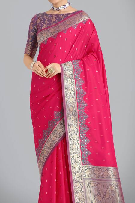 Naintara Bajaj Pink Zari, Embroidery Round Neck Banarasi Silk Saree Set Online at Aza Fashions Naintara Bajaj_Pink Zari, Embroidery Round Neck Banarasi Silk Saree Set _Online_at_Aza_Fashions