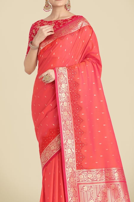 Naintara Bajaj_Coral Embroidery, Zari Round Neck Pink Banarasi Silk Saree Set _Online_at_Aza_Fashions