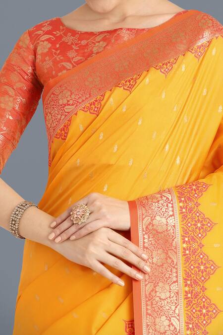 Naintara Bajaj Yellow Zari, Embroidery Round Neck Banarasi Silk Saree Set at Aza Fashions Naintara Bajaj_Yellow Zari, Embroidery Round Neck Banarasi Silk Saree Set _at_Aza_Fashions