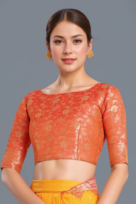 Buy Naintara Bajaj Yellow Zari, Embroidery Round Neck Banarasi Silk Saree Set Buy_Naintara Bajaj_Yellow Zari, Embroidery Round Neck Banarasi Silk Saree Set