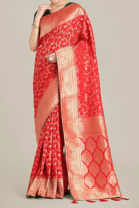 Buy Naintara Bajaj Red Brocade, Silk Tassels V-neck Banarasi Saree And Blouse Set Online at Aza Fashions Buy_Naintara Bajaj_Red Brocade, Silk Tassels V-neck Banarasi Saree And Blouse Set _Online_at_Aza_Fashions