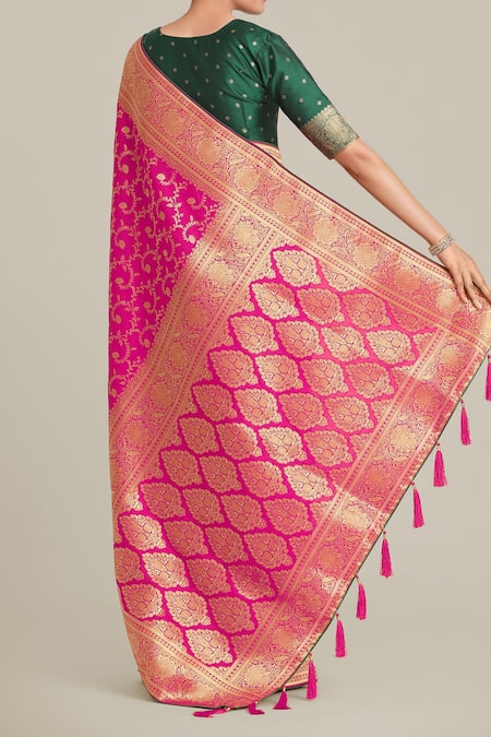 Naintara Bajaj Rani Pink Banarasi Silk Saree Set 