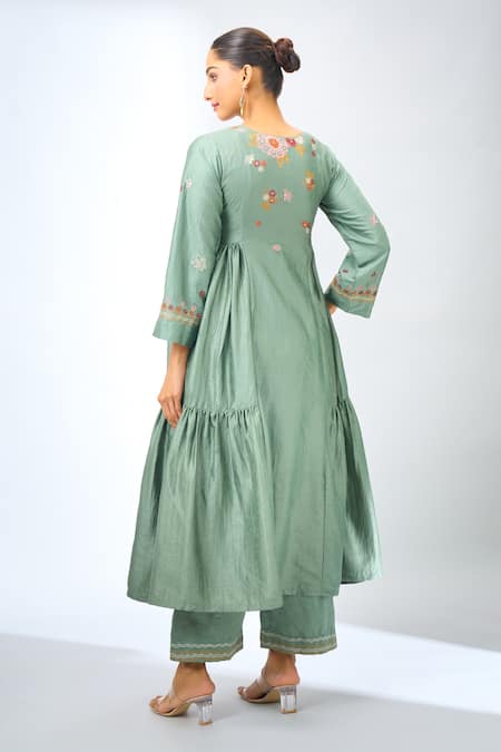 Basanti - Kapde Aur Koffee Embroidered Green Anarkali Set 
