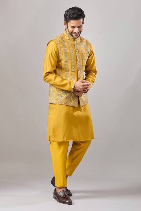Shop_Aariyana Couture_Yellow Silk Embroidery Thread Bundi And Kurta Set _Online_at_Aza_Fashions