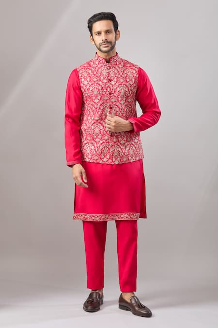 Ariyana by Aza Zari Thread Embroidered Bundi & Kurta Set 