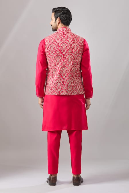 Ariyana By Aza Zari Thread Embroidered Bundi & Kurta Set 