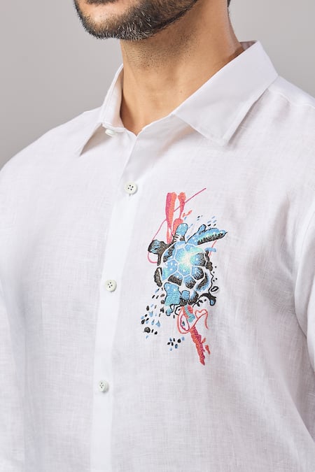 Aariyana Couture White Linen Embroidery Tortoise Placement Casual Shirt at Aza Fashions Aariyana Couture_White Linen Embroidery Tortoise Placement Casual Shirt _at_Aza_Fashions