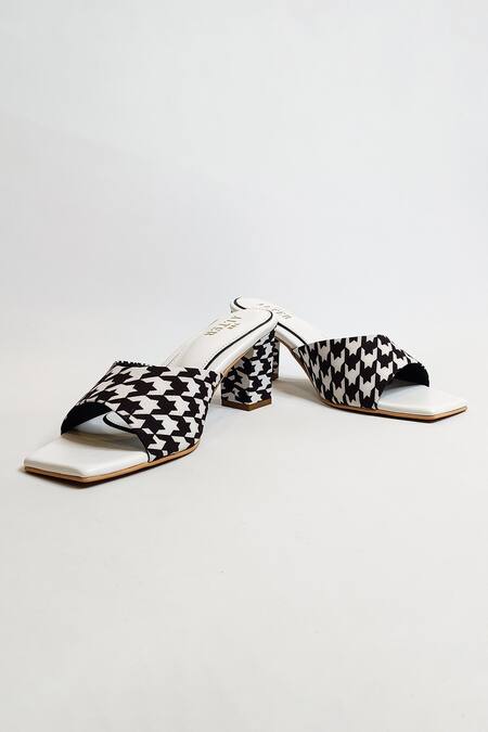 Shop_The Alter_Black T-shaped Houndstooth Block Heels 