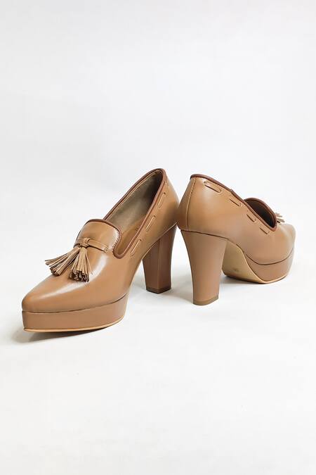 The Alter Beige Tassels Vanessa Oxfords Online at Aza Fashions The Alter_Beige Tassels Vanessa Oxfords _Online_at_Aza_Fashions