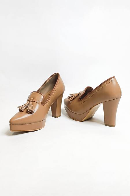 Shop The Alter Beige Tassels Vanessa Oxfords Online at Aza Fashions Shop_The Alter_Beige Tassels Vanessa Oxfords _Online_at_Aza_Fashions