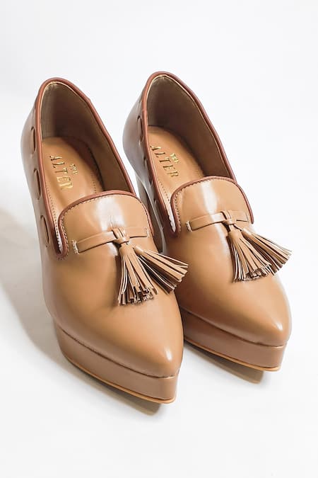 The Alter Vanessa Beige Oxfords